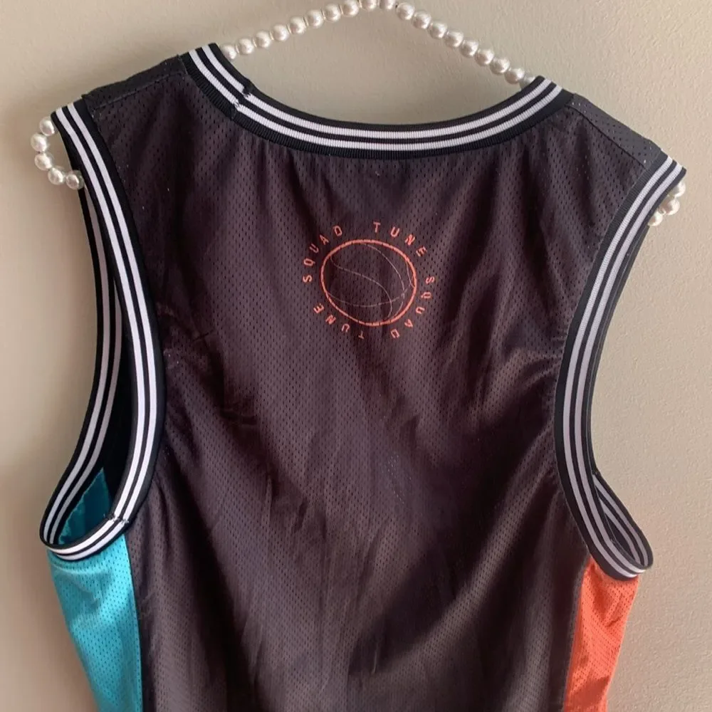 SPACE JAM Tune Squad sz medium REVERSIBLE Mesh jersey Basketball LOONEY TUNES